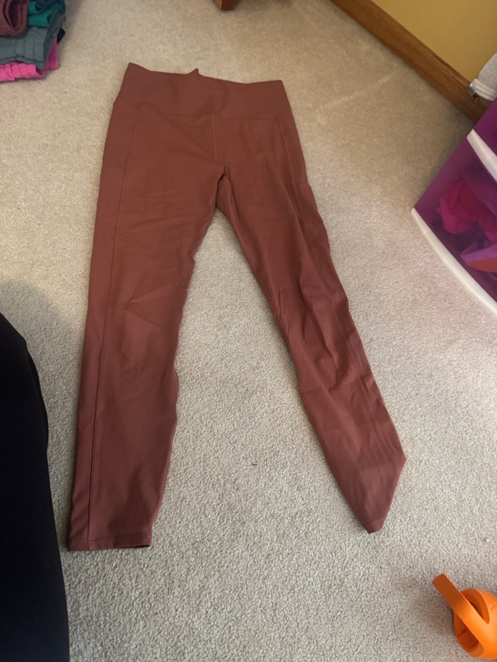 Vuori Women's High-Waist Leggings - Rust Brown